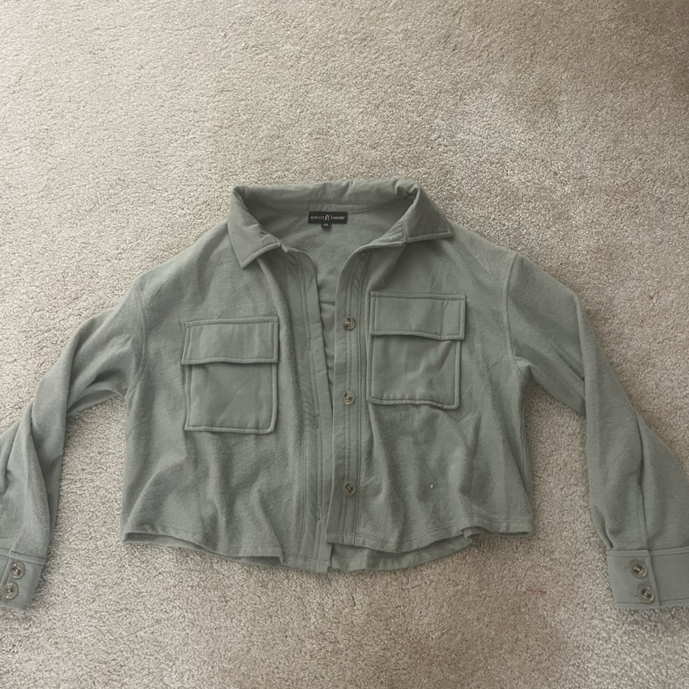 Cropped green flannel